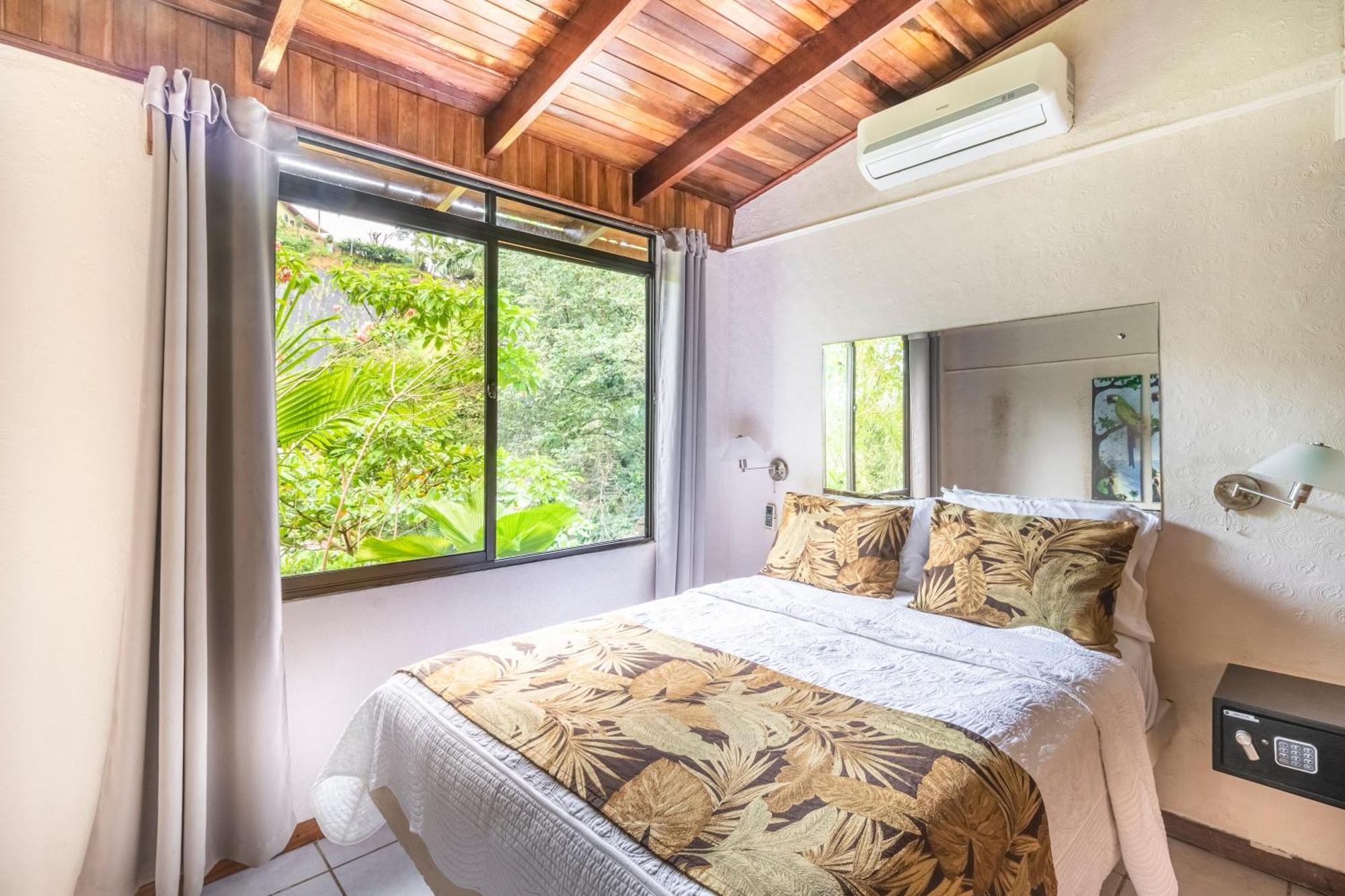 Boutique Hotel Las Cascadas Manuel Antonio Szoba fotó